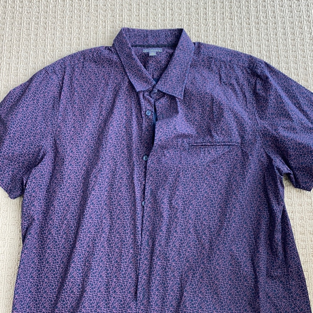 Short sleeve button down shirt.